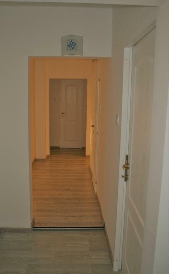 Casa Peterfi - Apartment With 3 Bedrooms And Spacious Living Room Târgu-Mureş Eksteriør billede
